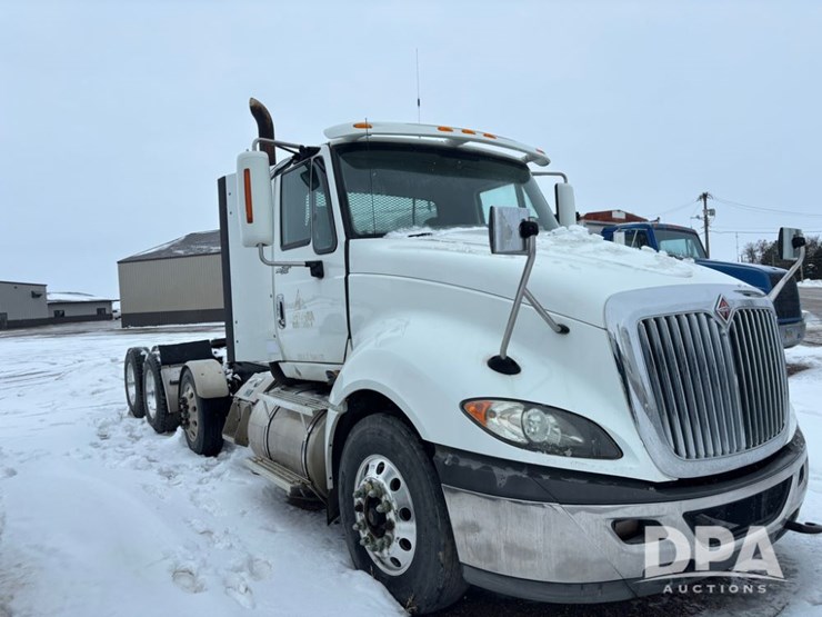 2012-international-prostar-image-12