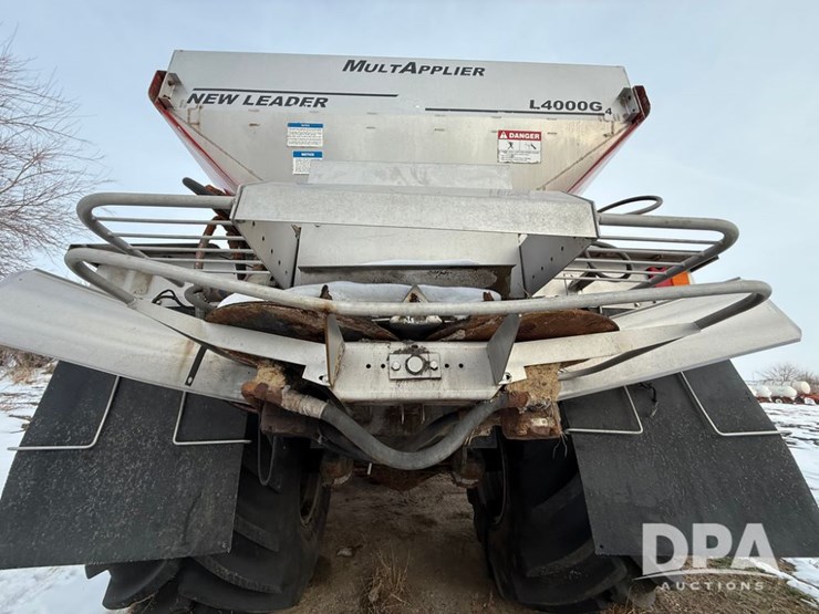 case-ih-titan-3030-image-11