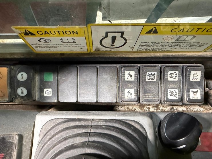 takeuchi-tl8-image-22