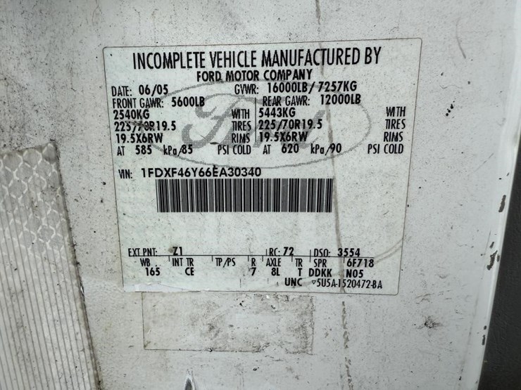 2006-ford-f450-image-35