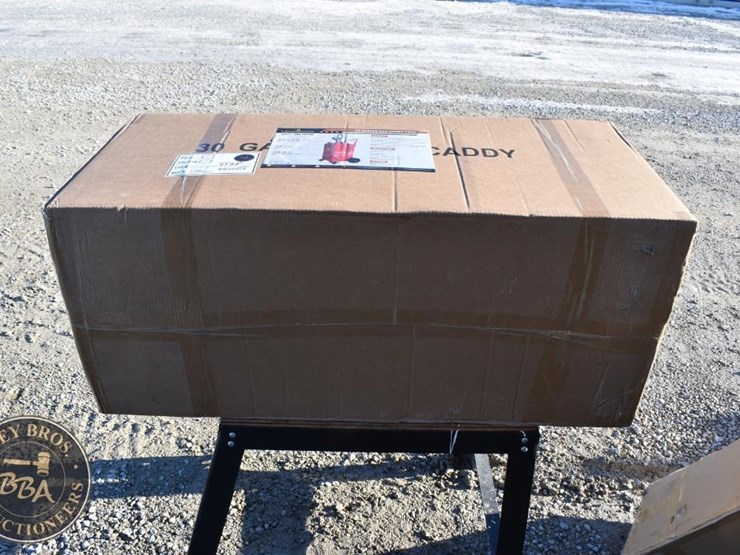 landhonor-30-gallon-gas-caddy-image-1