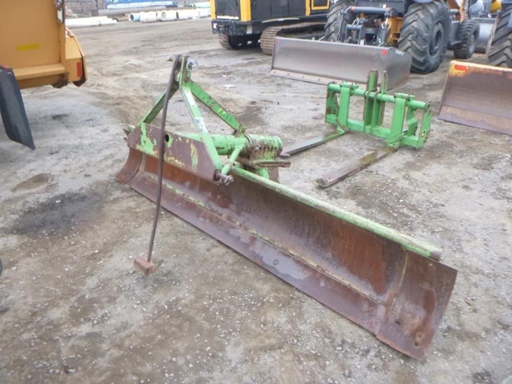 john-deere-102-image-1