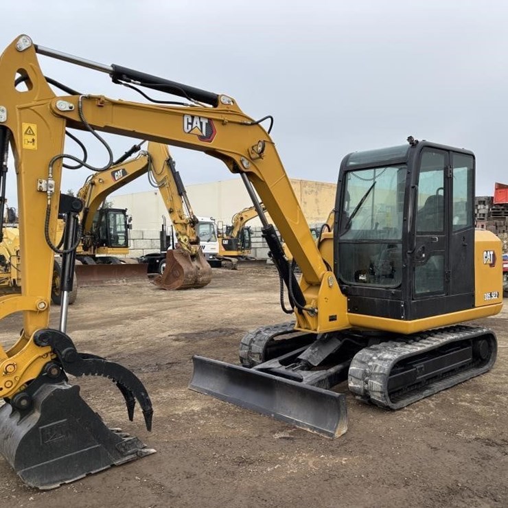 2023 CATERPILLAR 305.5E2