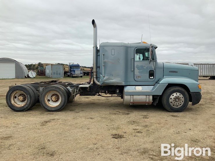 1992-freightliner-fld120-image-4