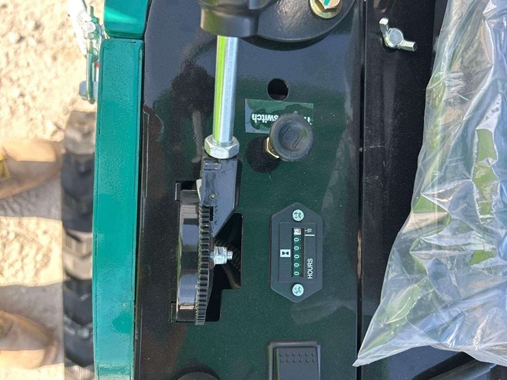 unused-2025-cfg-industrial-qh12r-mini-excavator-image-8