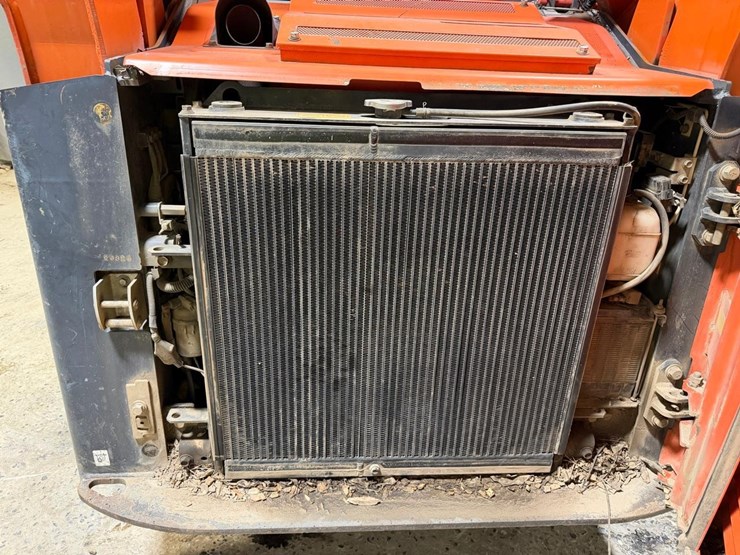 kubota-svl75-2-image-18