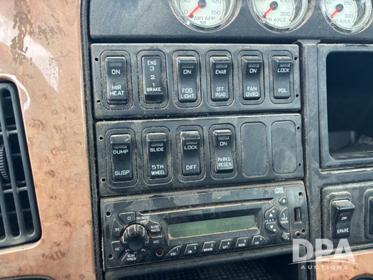 2012-international-prostar-image-60