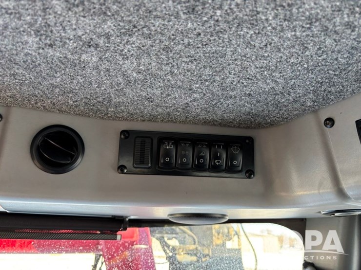 miller-nitro-5240-image-65