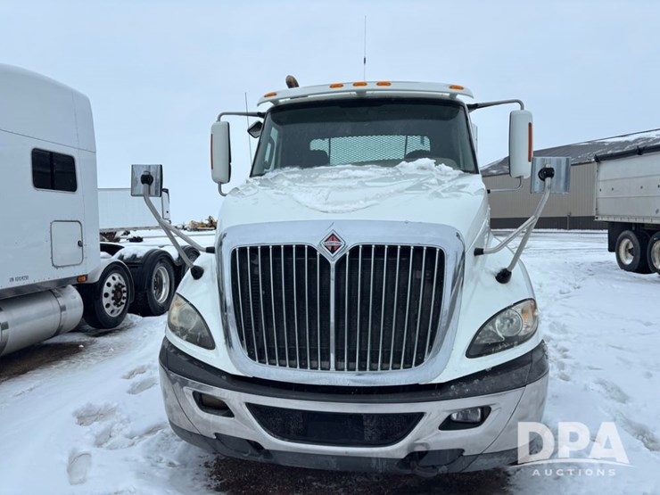 2012-international-prostar-image-14