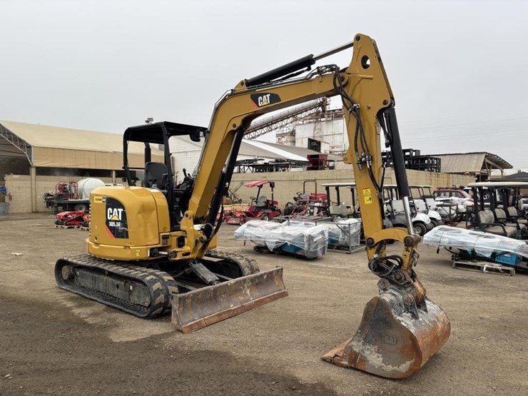 caterpillar-305.5e2-cr-image-2