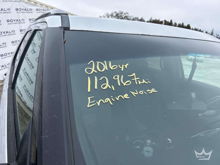 2016-ford-explorer-4wd-xlt-suv-image-25