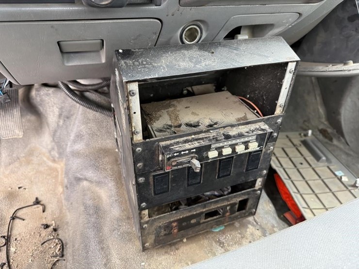 2006-ford-f450-image-11