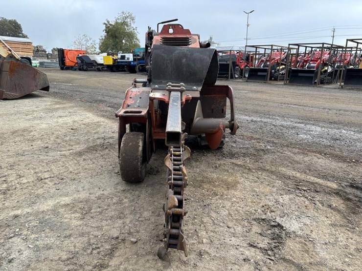 ditch-witch-rt20-image-6