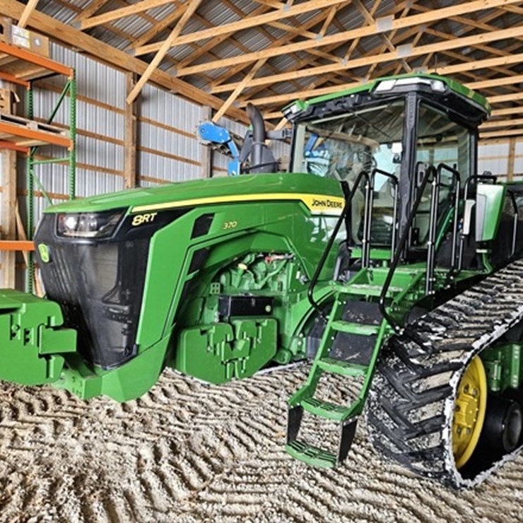 2021 JOHN DEERE 8RT 370