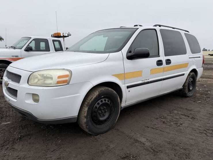 2007-chevrolet-uplander-image-2