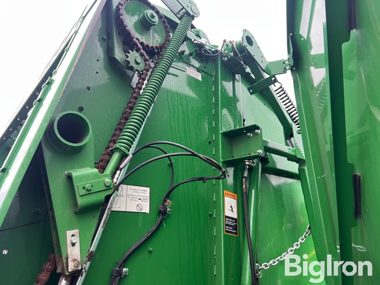 john-deere-560r-image-17