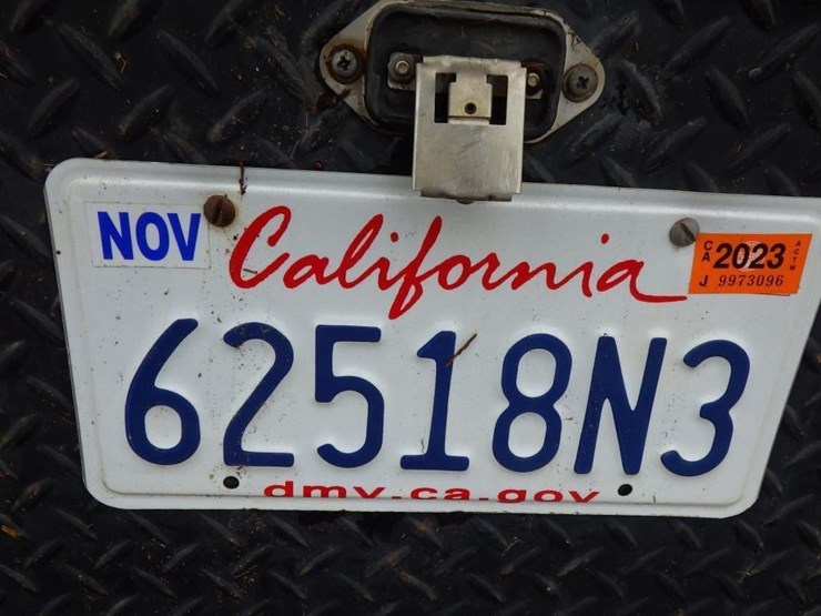 2003-chevrolet-3500-image-16