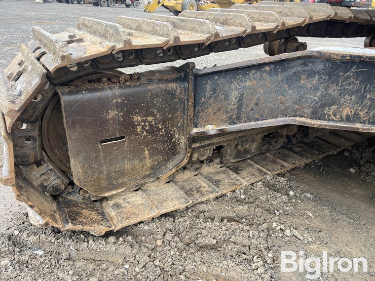 2018-deere-350g-lc-image-15