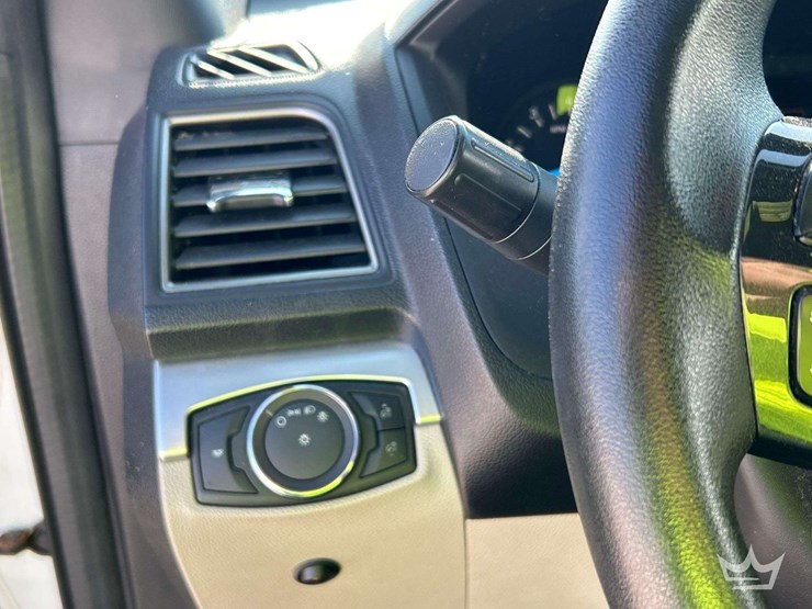 2018-ford-explore-awd-suv-image-14