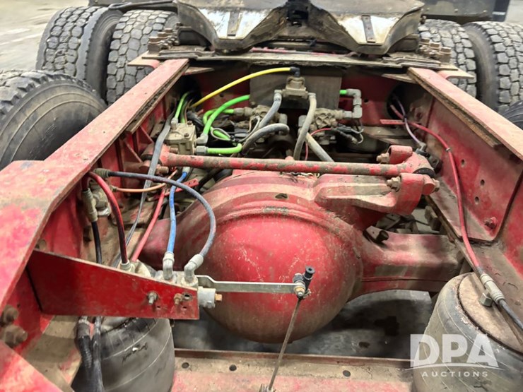 international-9900i-image-41