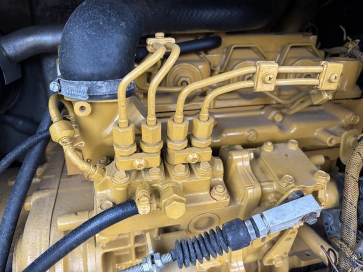 2023-caterpillar-305.5e2-image-58