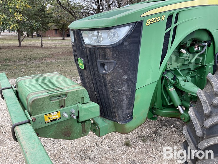 john-deere-8320r-image-10
