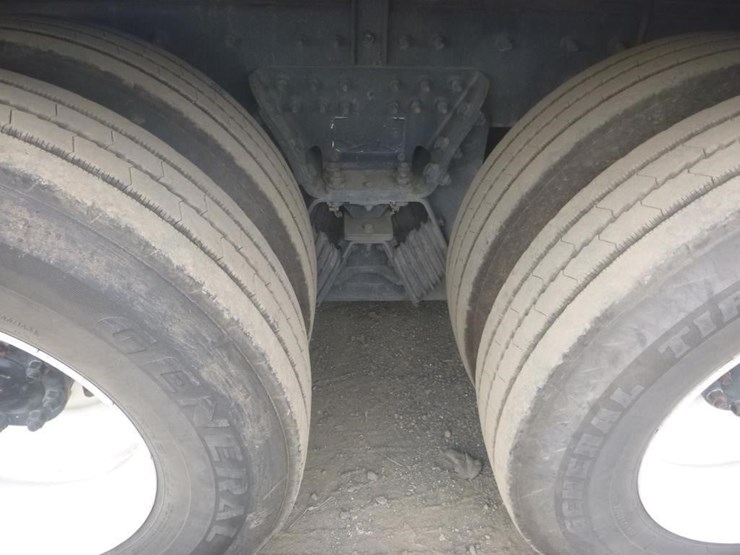 international-7600-image-29