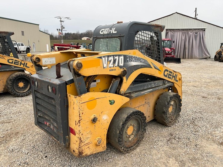 gehl-v270-image-3