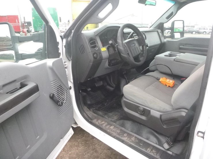 2013-ford-f350-image-12