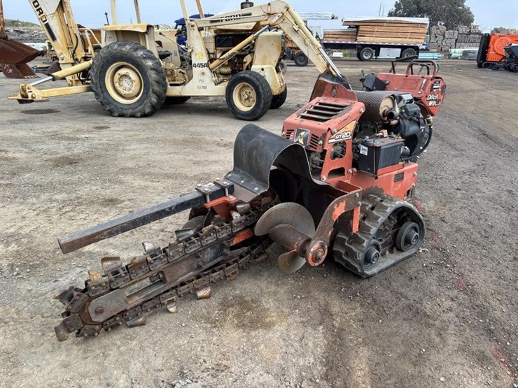 ditch-witch-rt20-image-1