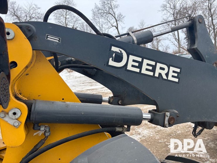 deere-324l-image-31