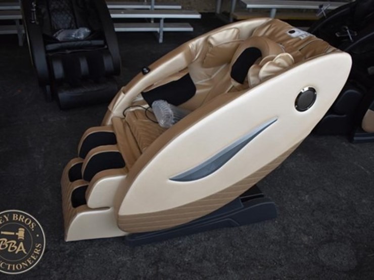 future-massage-chair-40745-image-2