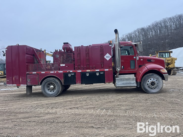 2012-peterbilt-pb337-s/a-lube-&-fuel-truck-image-4