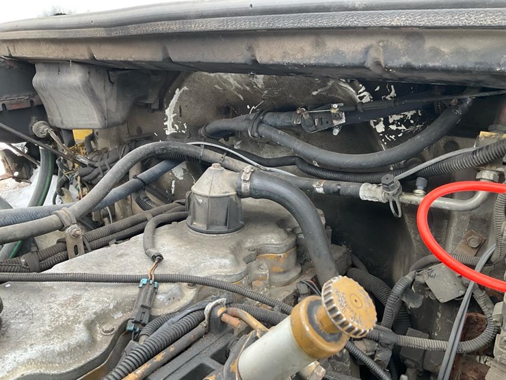 2000-freightliner-fl70-image-80