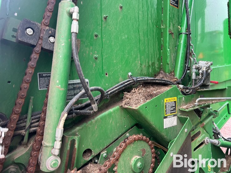 john-deere-560m-image-18