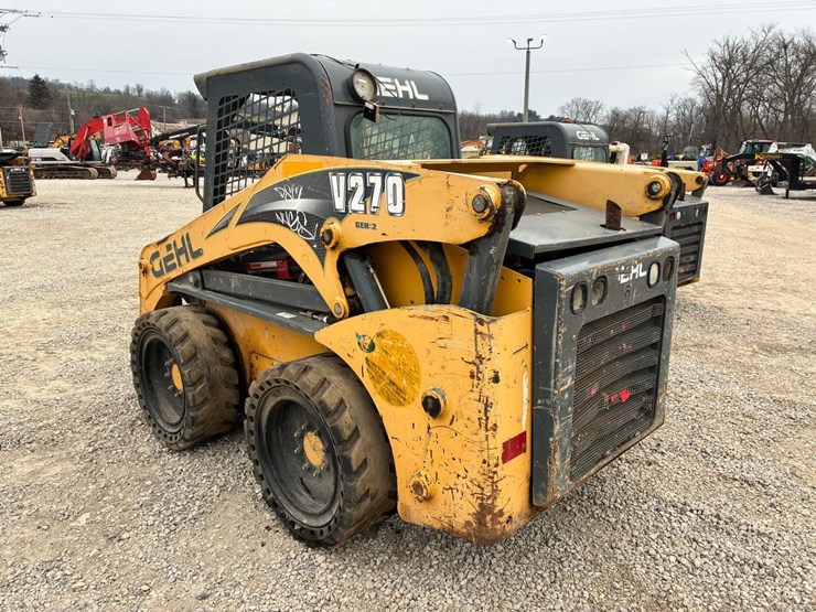 gehl-v270-image-5