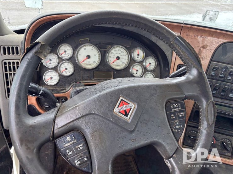 2012-international-prostar-image-59