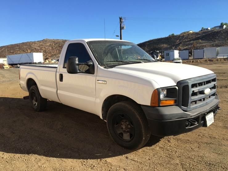 2006-ford-f250-xl-image-2