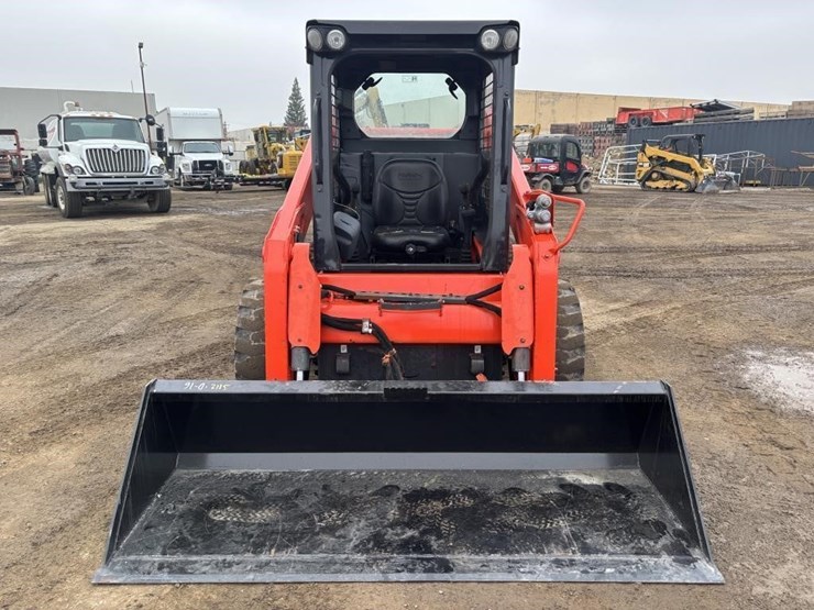 kubota-ssv75-image-6