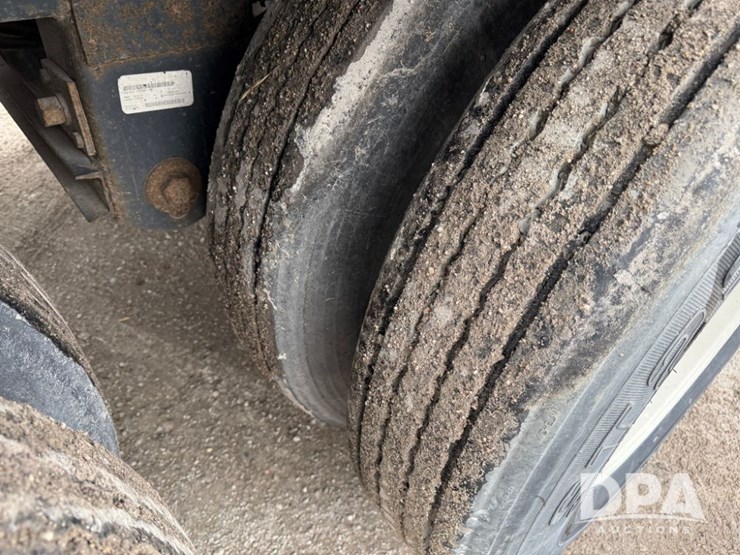 2016-timpte-grain-trailer-image-50