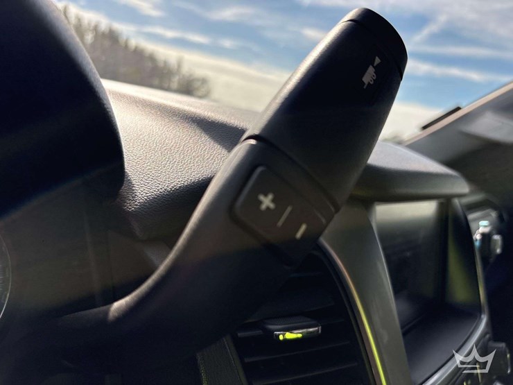 2019-chevrolet-tahoe-suv-image-15