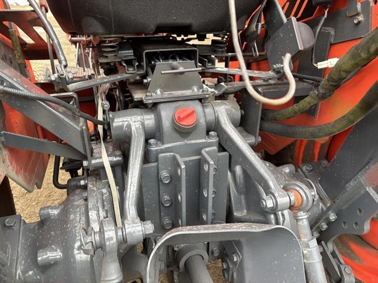kubota-l4701d-image-12