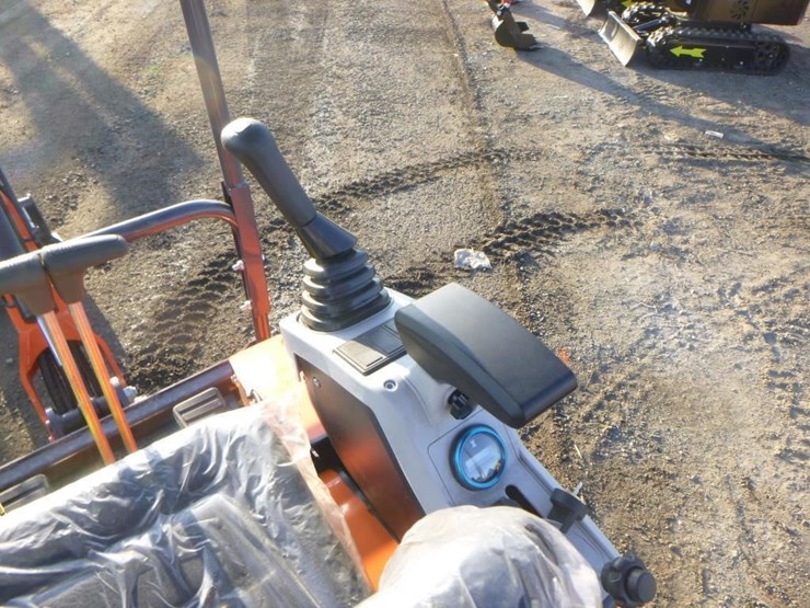 2025-sdlanch-sdle18p-hydraulic-excavator-image-22