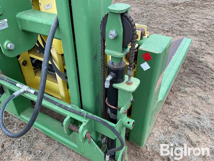 sm-fab-2085-heavy-duty-round-cotton-bale-handler-w/mast-image-16