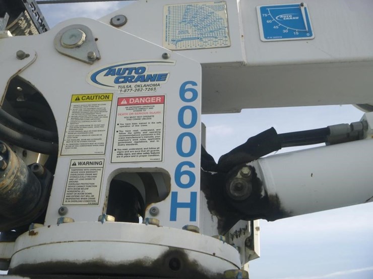 auto-crane-6006h-image-11