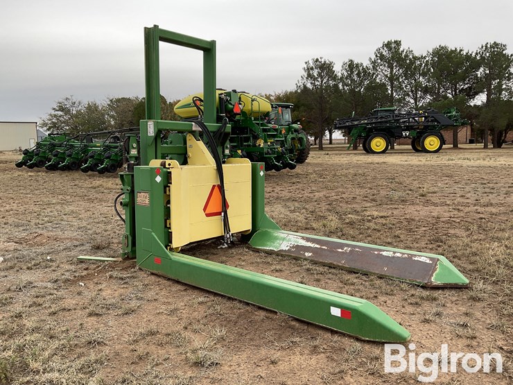 sm-fab-2085-heavy-duty-round-cotton-bale-handler-w/mast-image-3