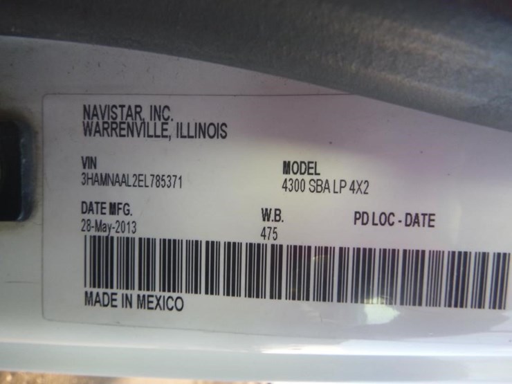 2014-international-durastar-4300-image-24