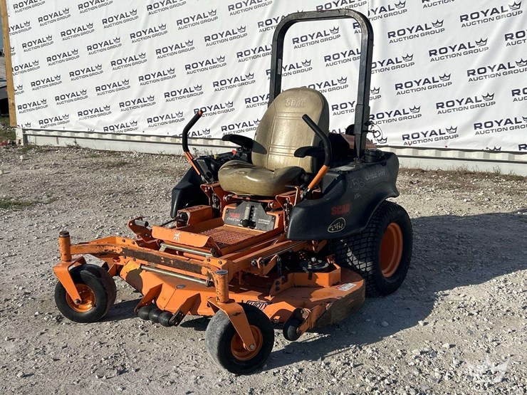 zero-turn-mower-image-1