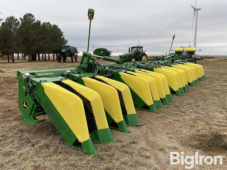 john-deere-sh12f-image-3