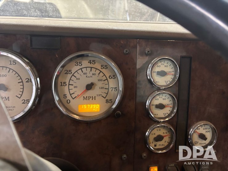 international-9900i-image-68